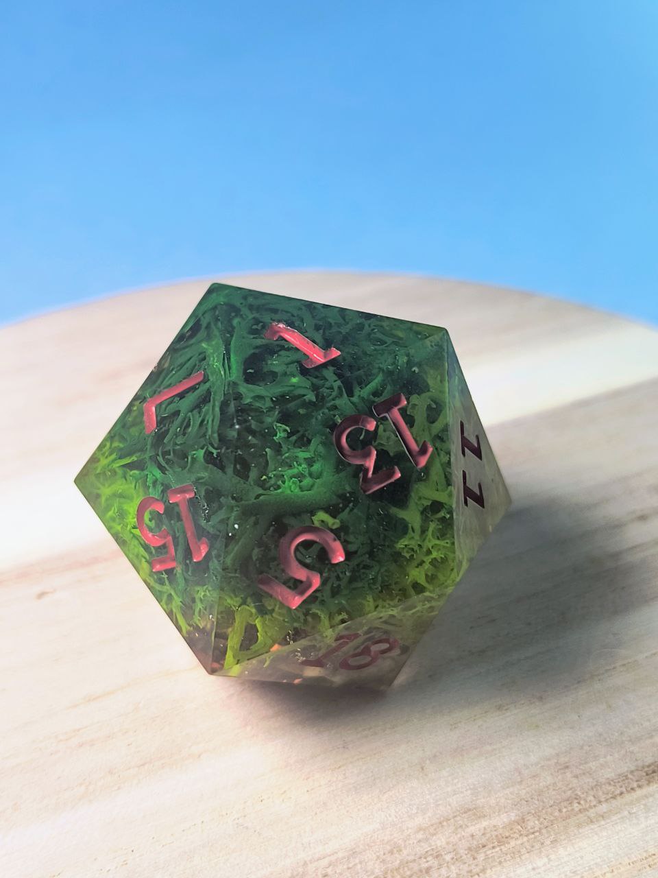 Goldjaw of the Mire 55 mm Chonk d20