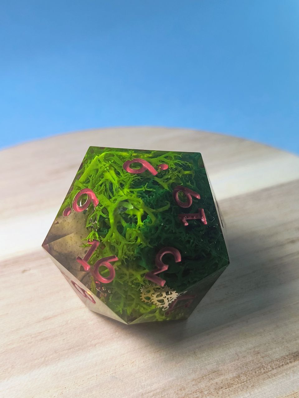 Goldjaw of the Mire 55 mm Chonk d20