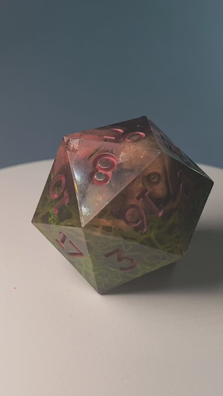 The Twin Flames 55 mm Chonk d20